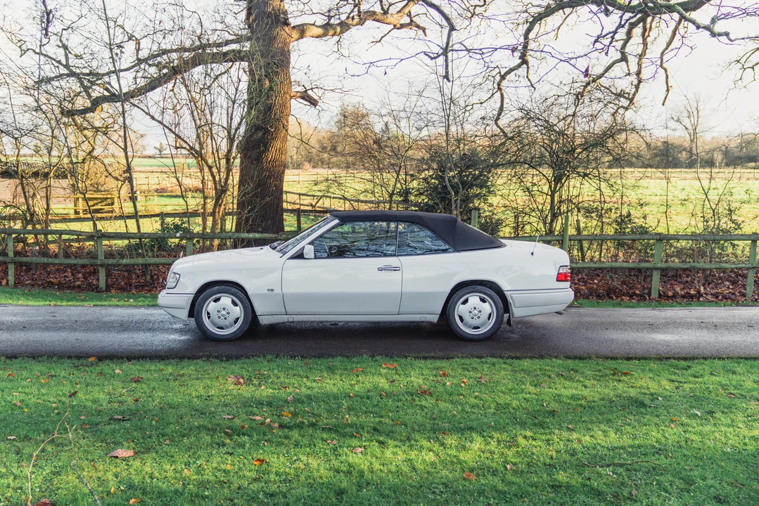 1996 Mercedes-Benz W124 E-Class - Image 15 of 31