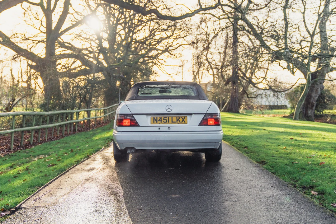1996 Mercedes-Benz W124 E-Class - Image 9 of 31