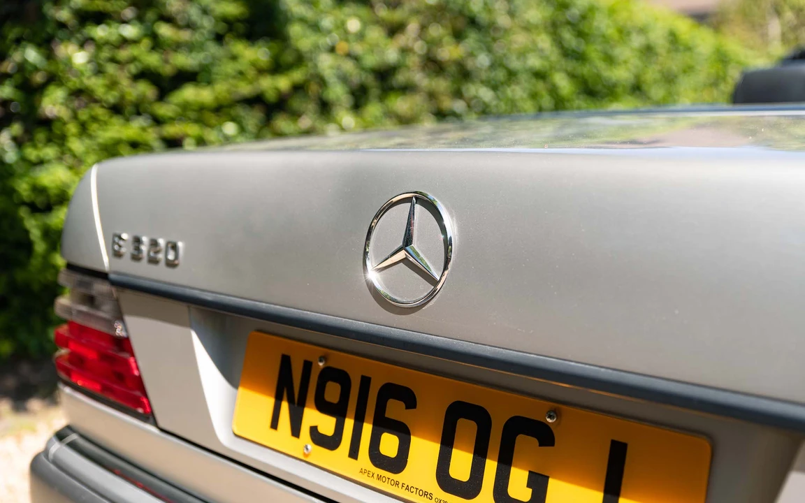 1996 Mercedes-Benz W124 E-Class - Image 26 of 31