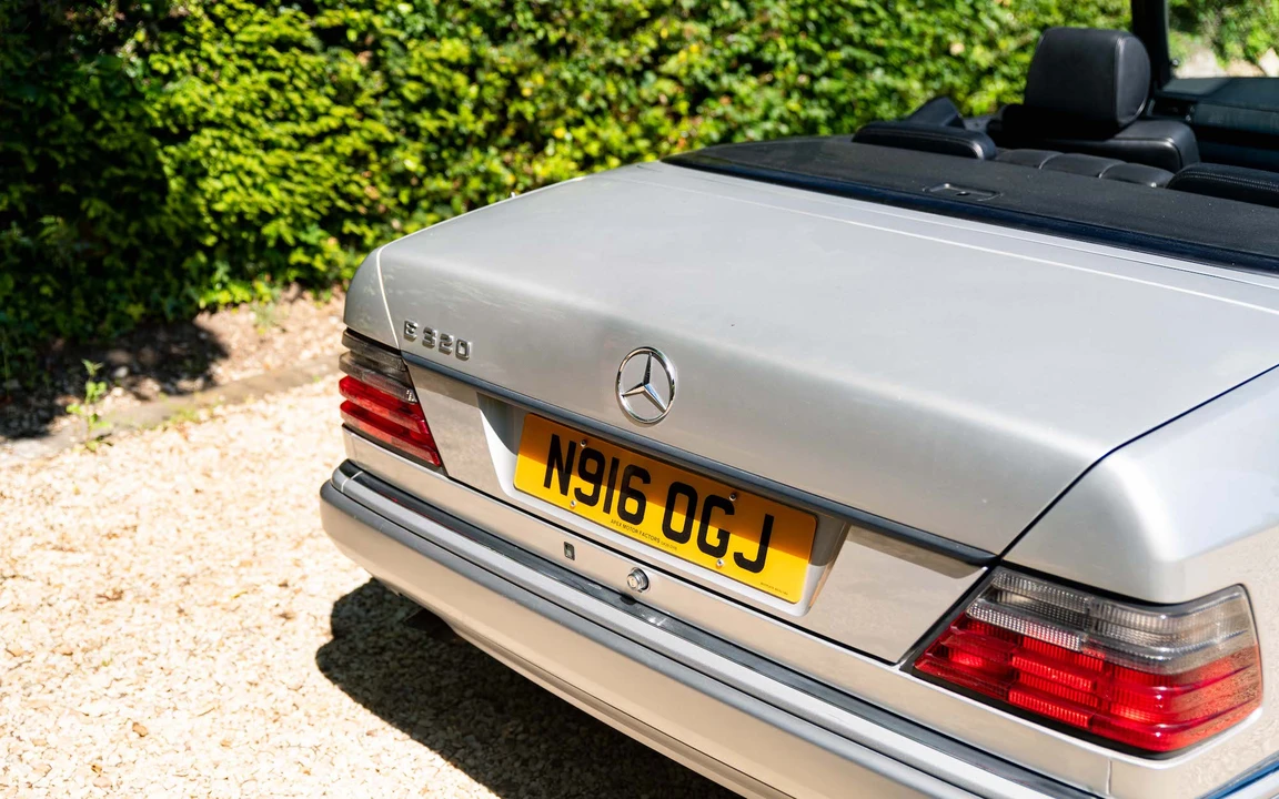 1996 Mercedes-Benz W124 E-Class - Image 29 of 31