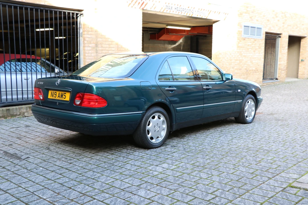1996 Mercedes-Benz W210 E-Class - Image 9 of 31
