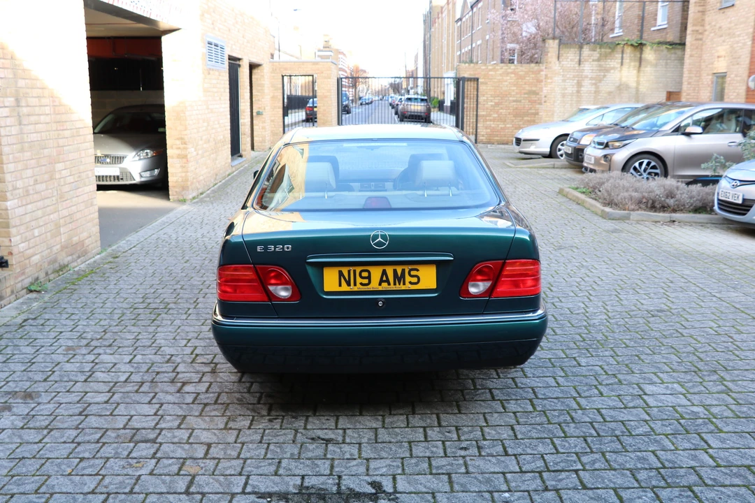1996 Mercedes-Benz W210 E-Class - Image 12 of 31