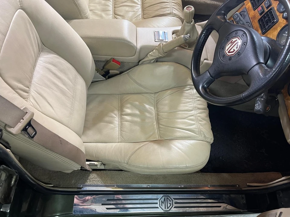 1996 MG RV8 - Image 30 of 30
