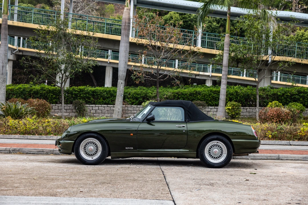 1998 MG RV8 - Image 11 of 31