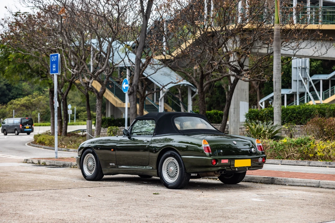 1998 MG RV8 - Image 13 of 31
