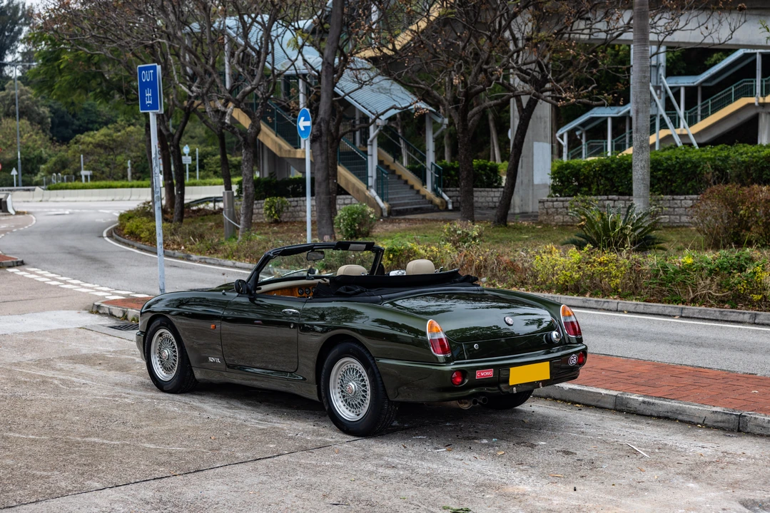 1998 MG RV8 - Image 19 of 31