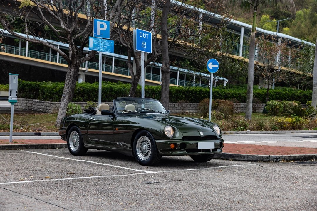 1998 MG RV8 - Image 23 of 31