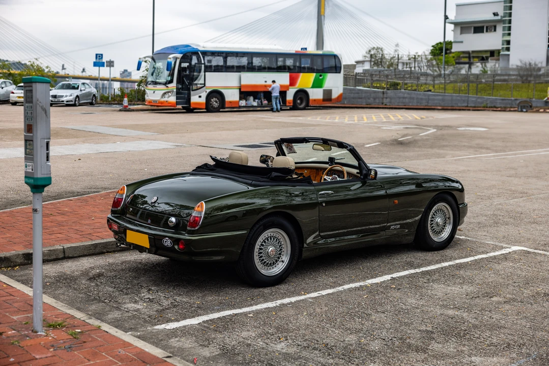 1998 MG RV8 - Image 25 of 31