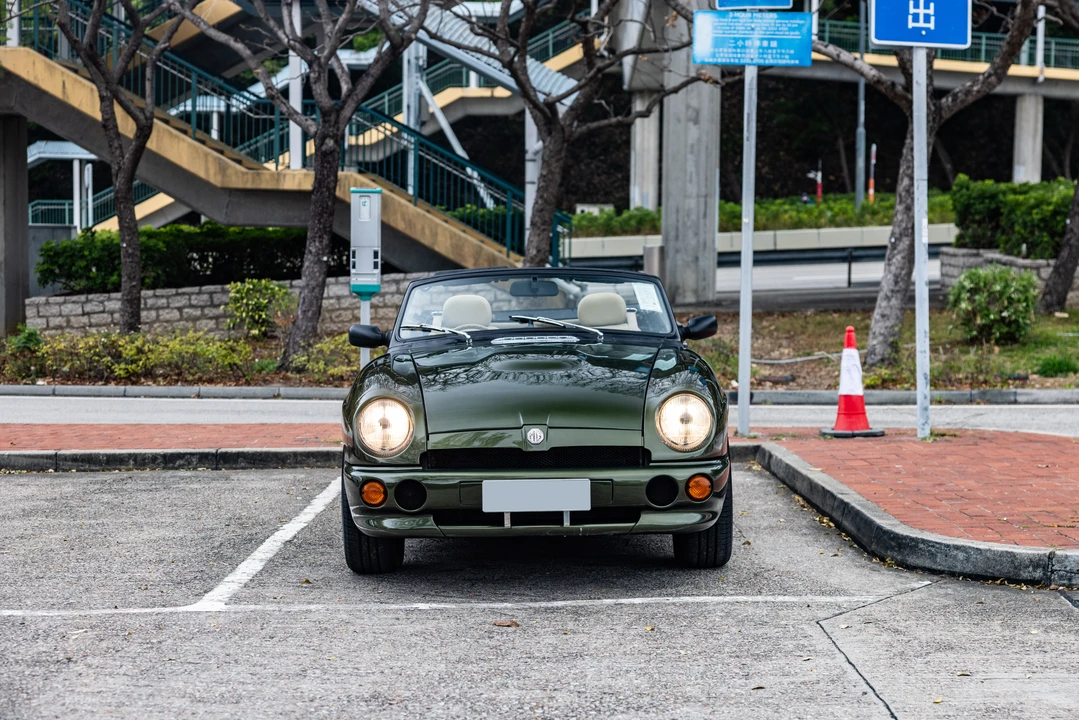1998 MG RV8 - Image 26 of 31