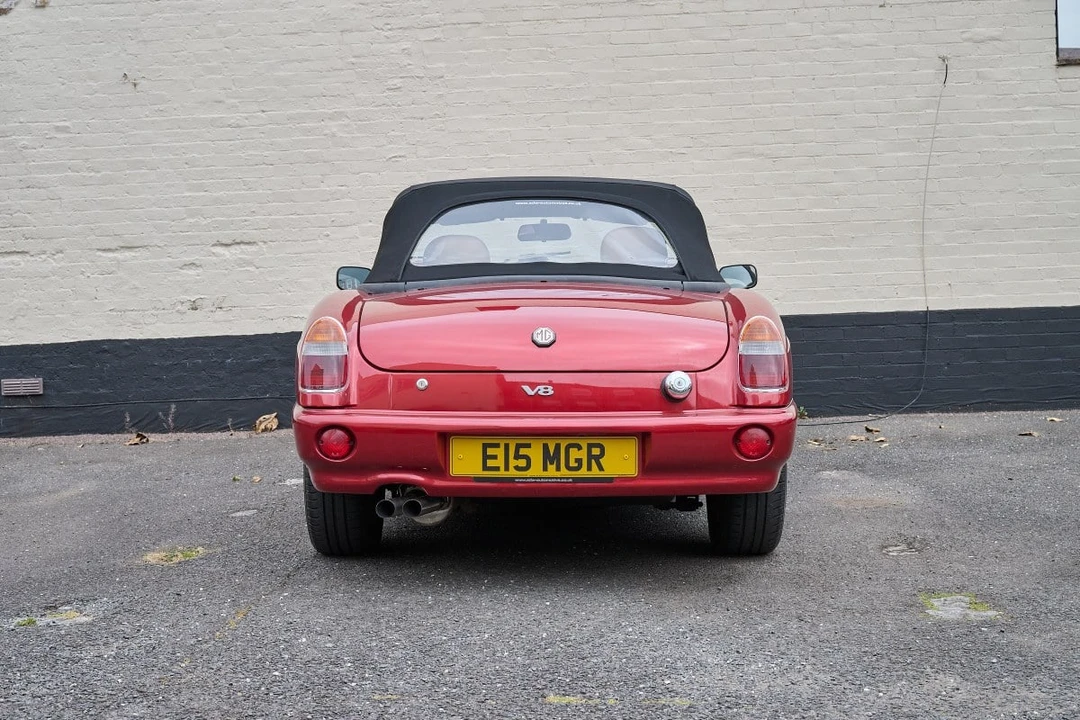 1996 MG RV8 - Image 12 of 30