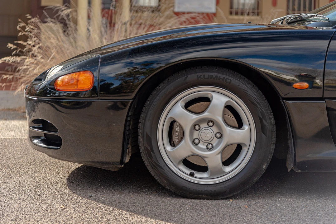 1996 Mitsubishi 3000GT Series 1 - Image 22 of 31
