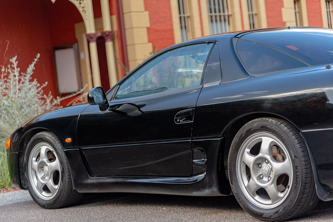 1996 Mitsubishi 3000GT Series 1 - Image 23 of 31
