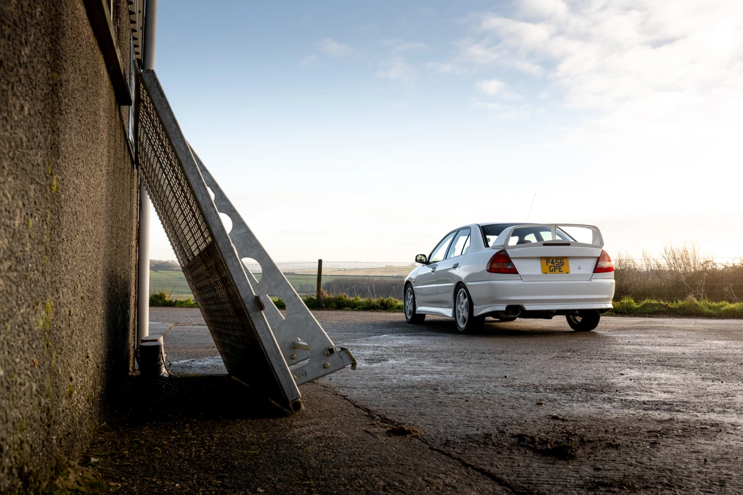 1996 Mitsubishi Lancer Evolution IV 6th Gen - Image 22 of 31