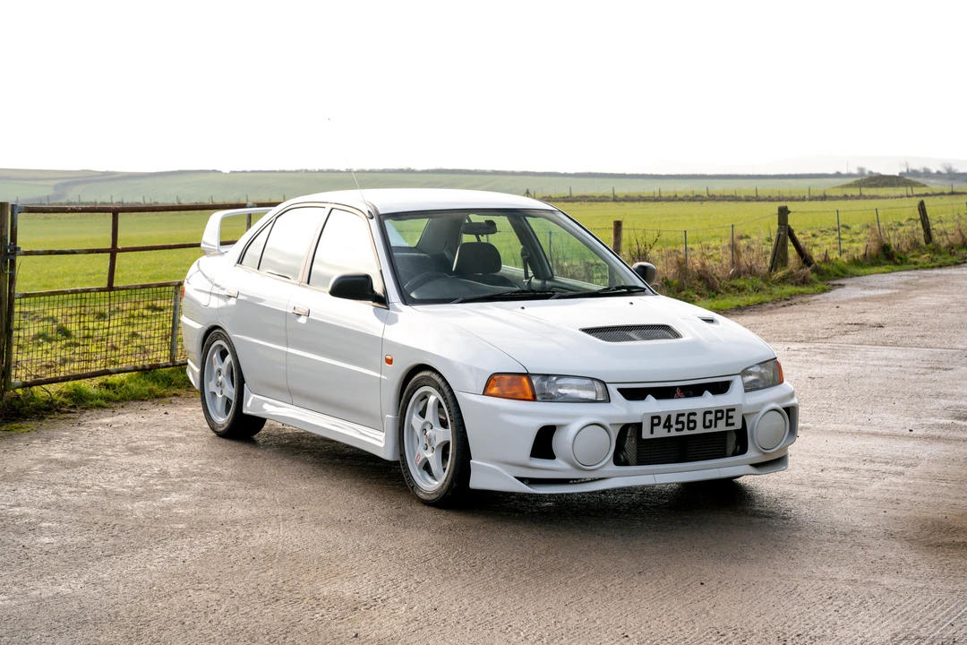1996 Mitsubishi Lancer Evolution IV 6th Gen - Image 17 of 31