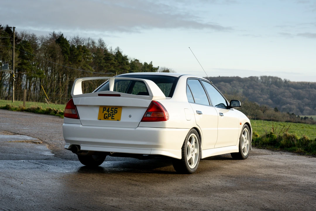 1996 Mitsubishi Lancer Evolution IV 6th Gen - Image 15 of 31