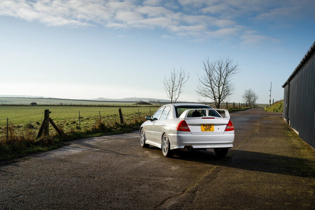 1996 Mitsubishi Lancer Evolution IV 6th Gen - Image 13 of 31