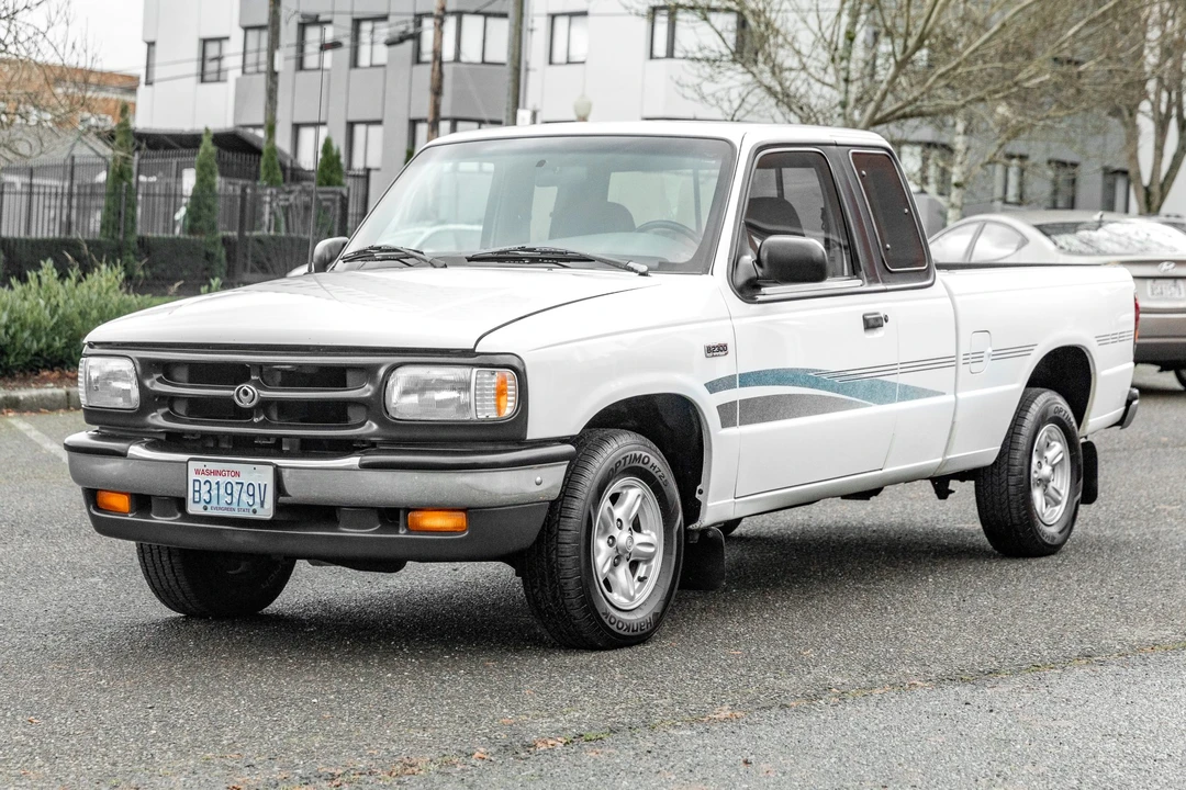 1996 Mazda B Series 4th Gen - Image 2 of 31