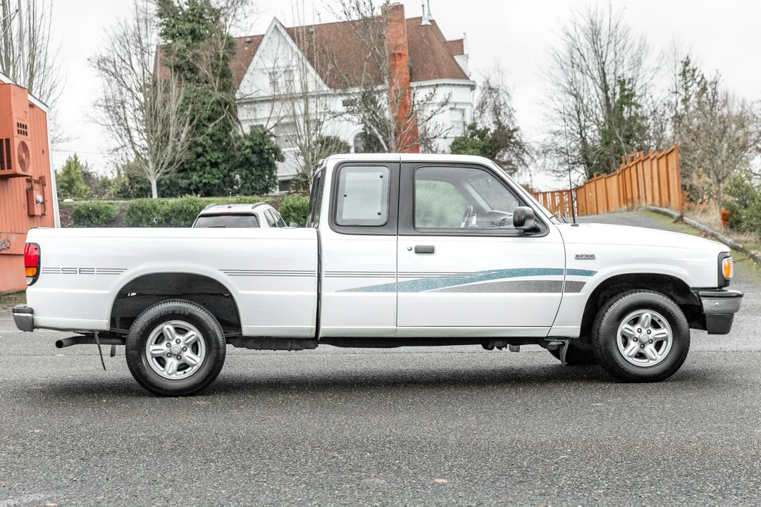 1996 Mazda B Series 4th Gen - Image 5 of 31
