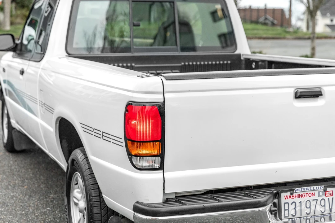 1996 Mazda B Series 4th Gen - Image 17 of 31