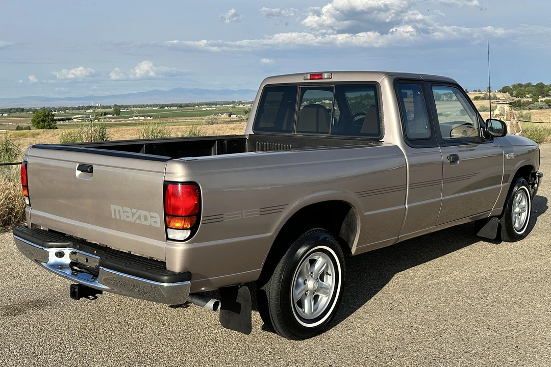 1996 Mazda B Series 4th Gen - Image 4 of 31