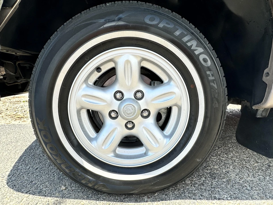 1996 Mazda B Series 4th Gen - Image 22 of 31