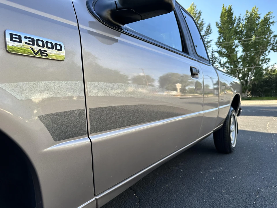 1996 Mazda B Series 4th Gen - Image 14 of 31