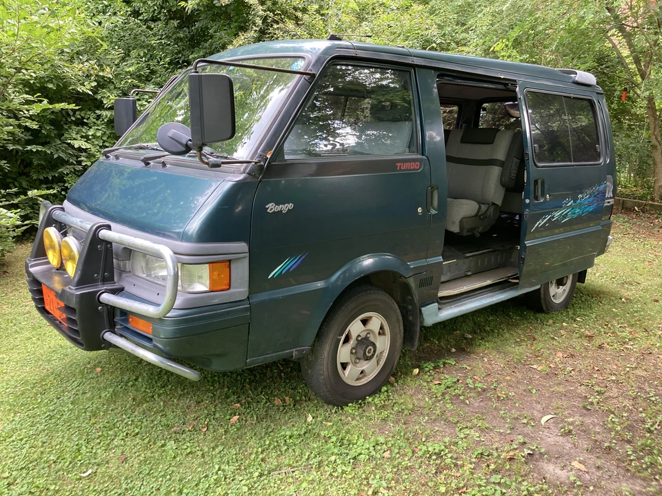 1996 Mazda Bongo 3rd Gen - Image 21 of 31