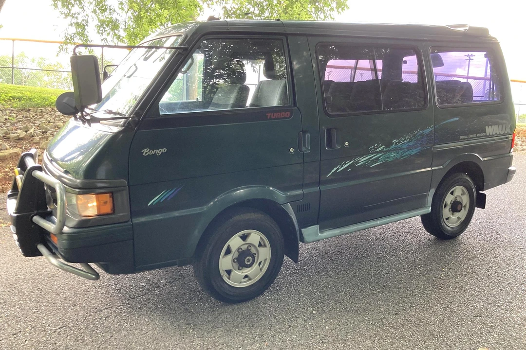 1996 Mazda Bongo 3rd Gen - Image 3 of 31