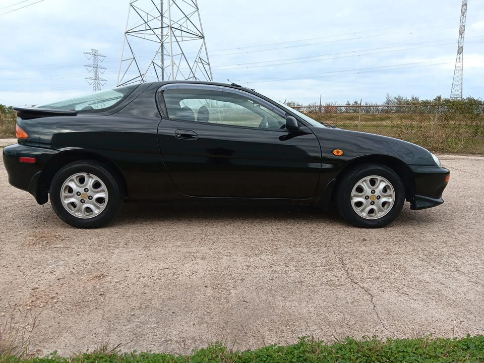 1996 Mazda MX-3 - Image 8 of 31