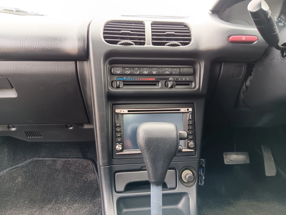 1996 Mazda MX-3 - Image 25 of 31