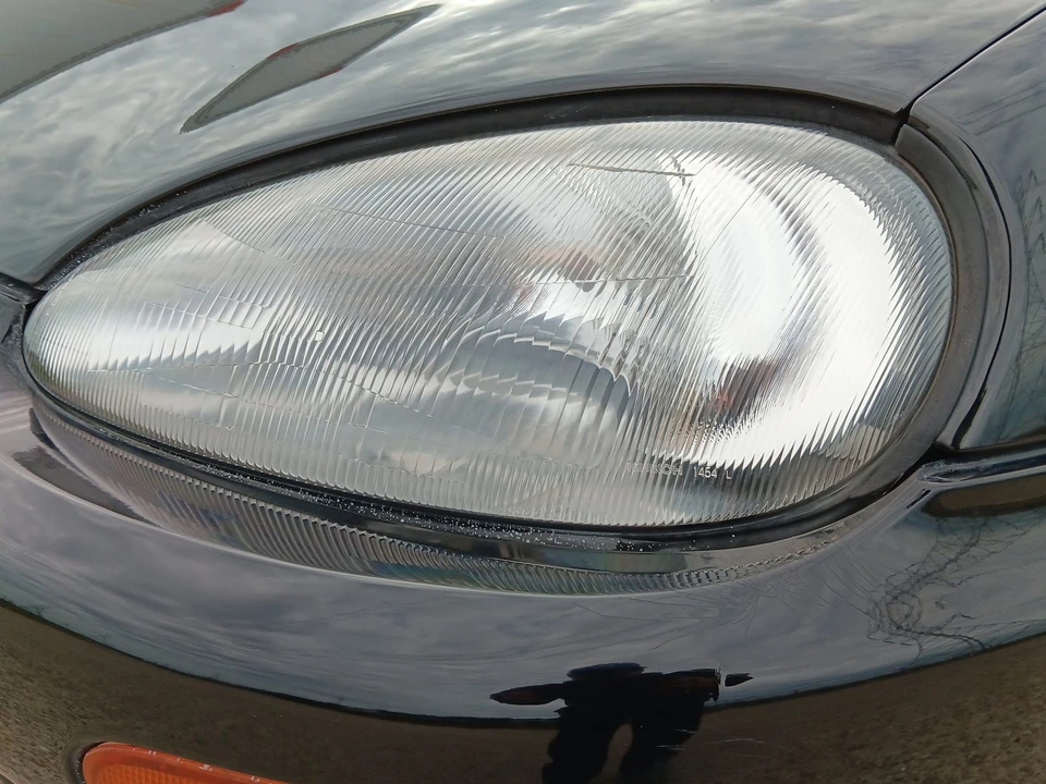 1996 Mazda MX-3 - Image 14 of 31