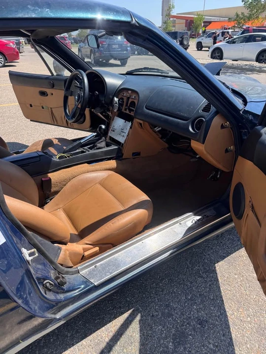 1996 Mazda NA MX-5 Miata - Image 4 of 10