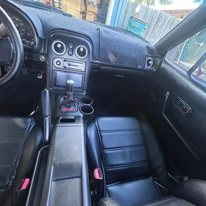 1996 Mazda NA MX-5 Miata - Image 4 of 9