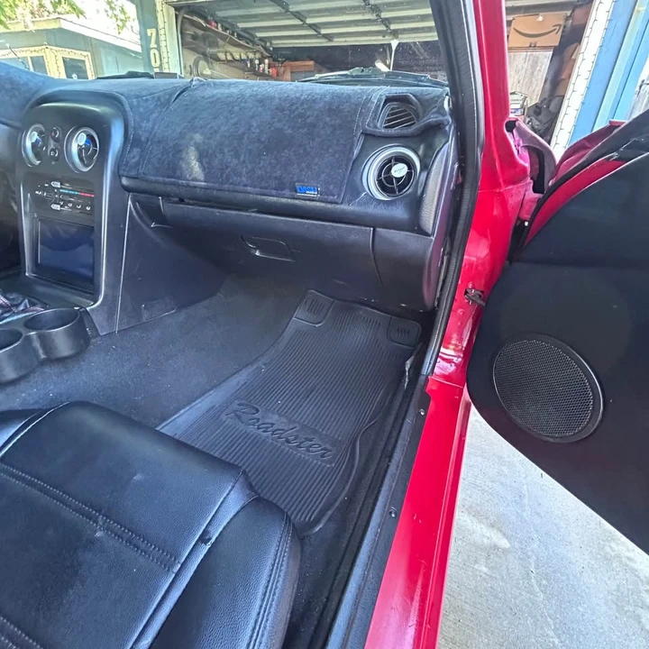 1996 Mazda NA MX-5 Miata - Image 9 of 9