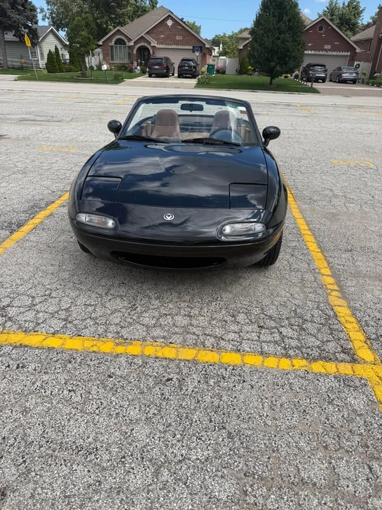 1996 Mazda NA MX-5 Miata - Image 2 of 11