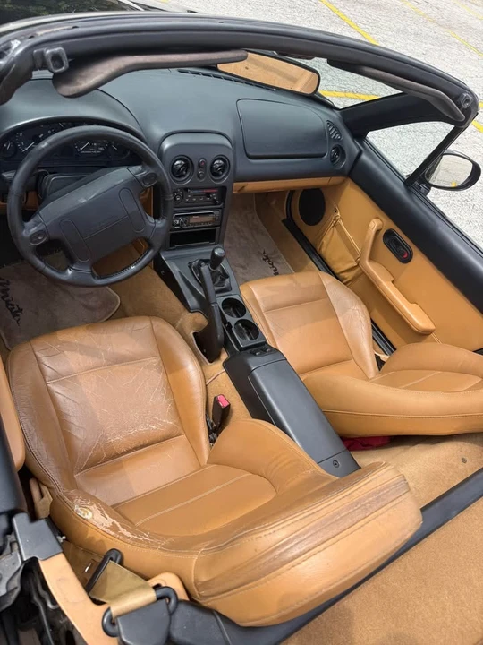 1996 Mazda NA MX-5 Miata - Image 8 of 11