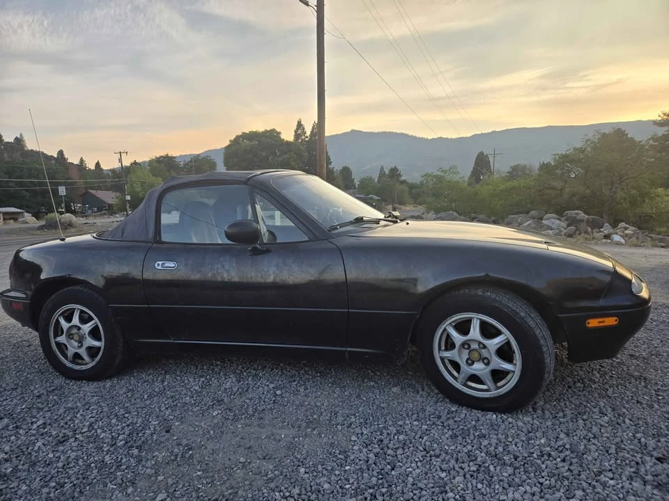 1996 Mazda NA MX-5 Miata - Image 8 of 10