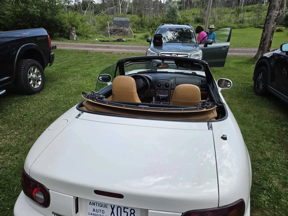 1996 Mazda NA MX-5 Miata - Image 7 of 11