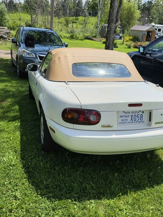 1996 Mazda NA MX-5 Miata - Image 4 of 11