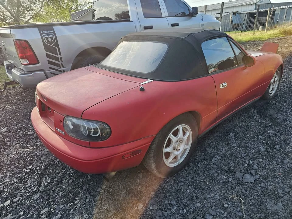 1996 Mazda NA MX-5 Miata - Image 2 of 4
