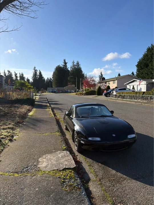 1996 Mazda NA MX-5 Miata - Image 5 of 10