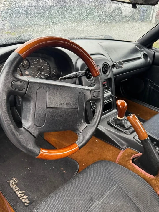 1996 Mazda NA MX-5 Miata - Image 8 of 10