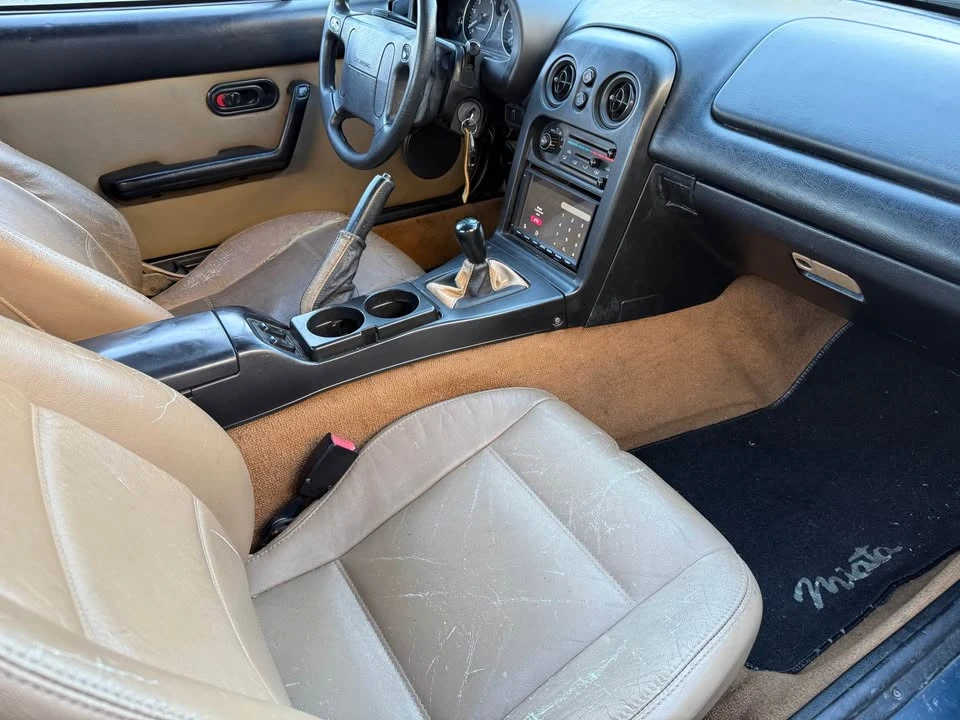 1996 Mazda NA MX-5 Miata - Image 12 of 20