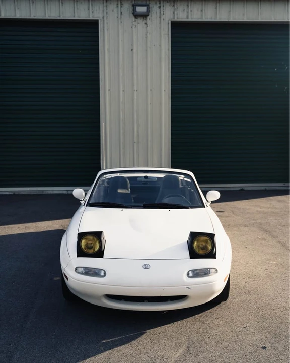 1996 Mazda NA MX-5 Miata - Image 2 of 20