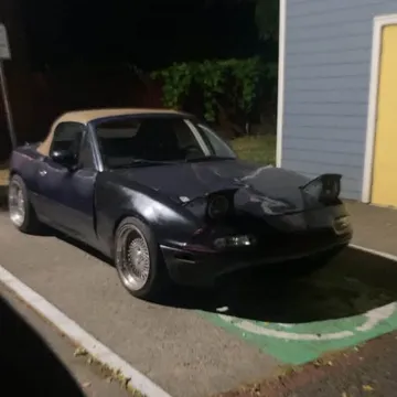1996 Mazda MX-5 Club Convertible 2D