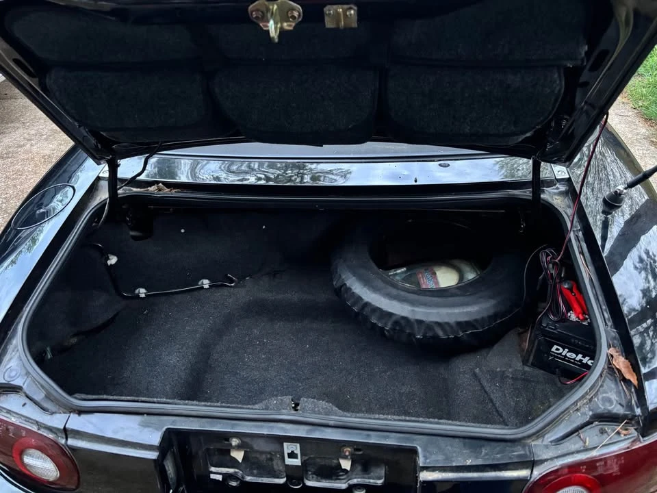 1996 Mazda NA MX-5 Miata - Image 15 of 18