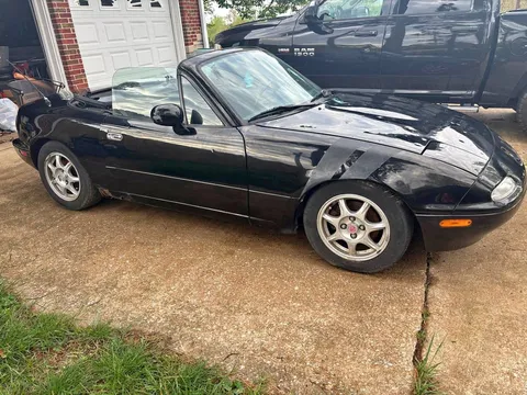 1996 Mazda MX-5 Convertible 2D