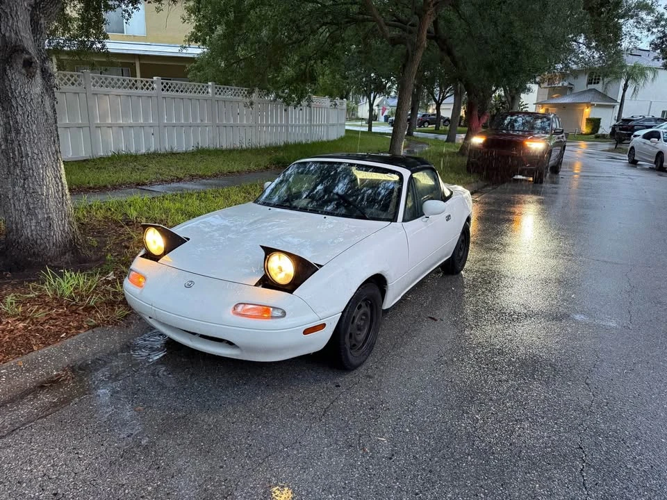 1996 Mazda NA MX-5 Miata - Image 9 of 11