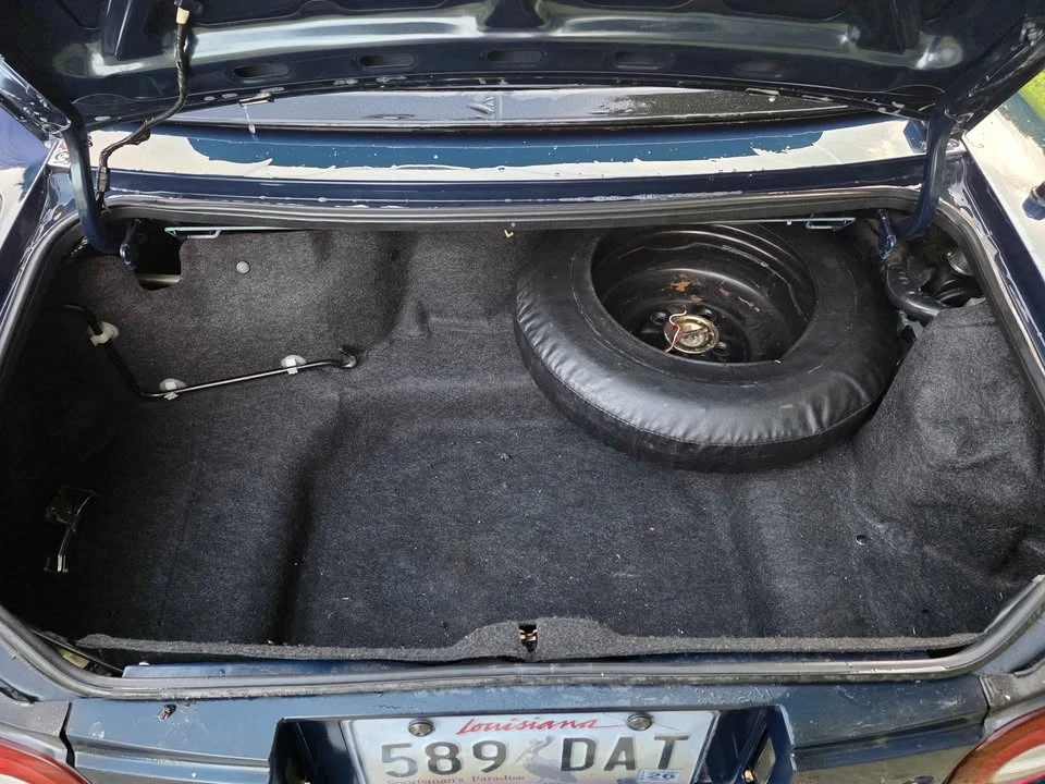 1996 Mazda NA MX-5 Miata - Image 11 of 12