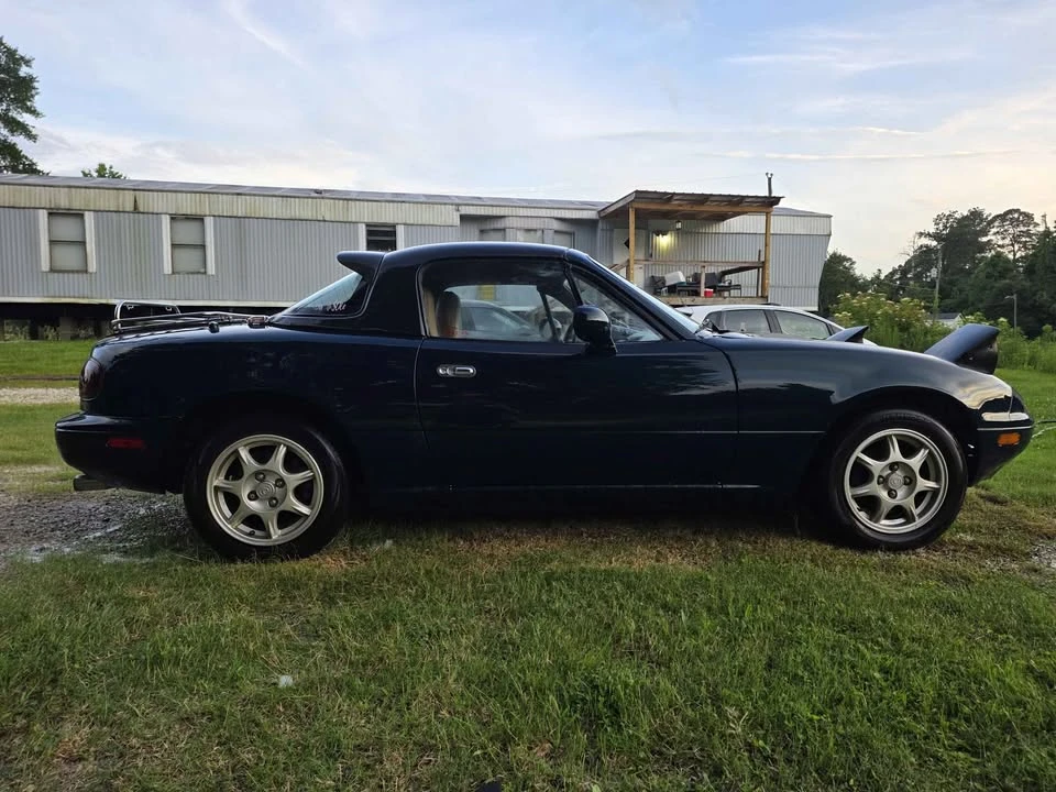 1996 Mazda NA MX-5 Miata - Image 5 of 12